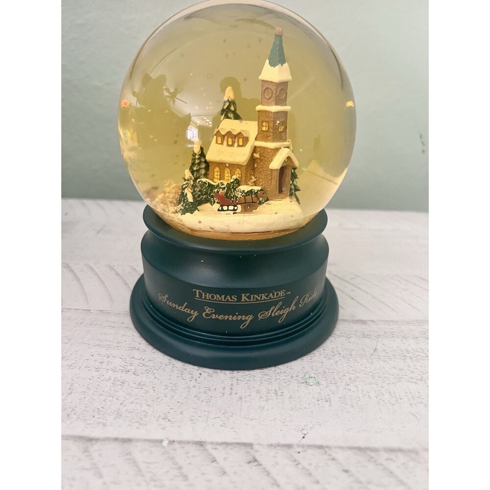 Thomas Kinkade Sunday Evening Sleigh Ride Snow Globe 1996 - Picture 9 of 9